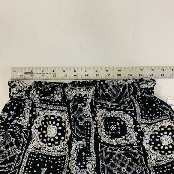 BP Women's Print Black Bandanamix Pockets Elastic Waist Paperbag Shorts SZ 2 NWT - Picture 10 of 13